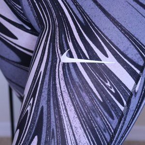 Nike Dri Fit Cropped Leggings